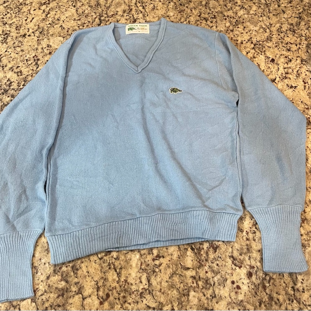 Vintage 1980s Green Tiger by Heritage blue v-neck sweater